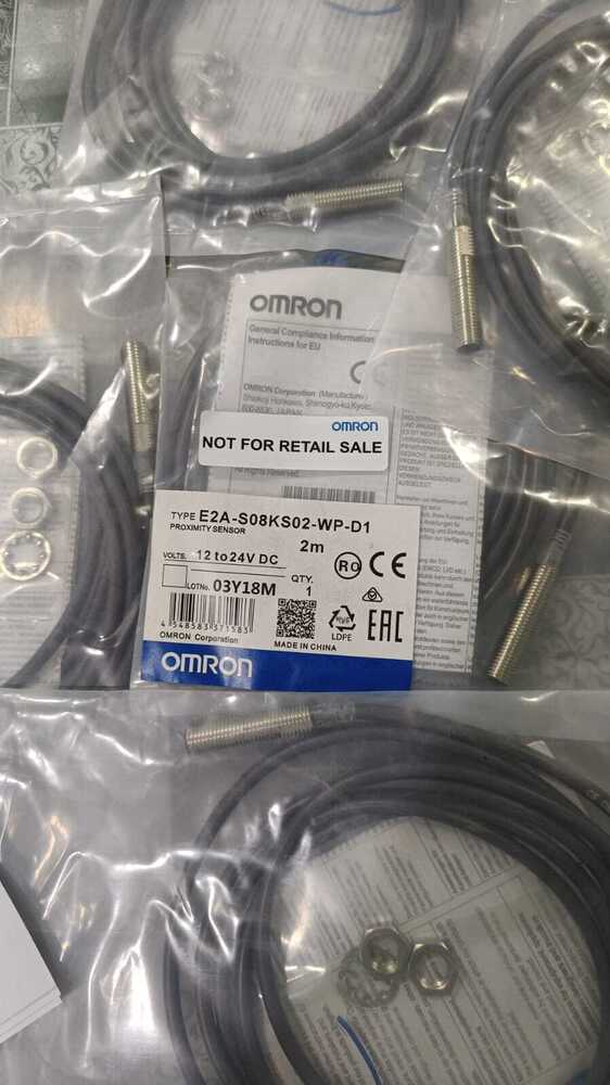 OMRON PROXIMITY SENSOR 12 to 24VDC, E2E-S08KS02-WP-D1 2M