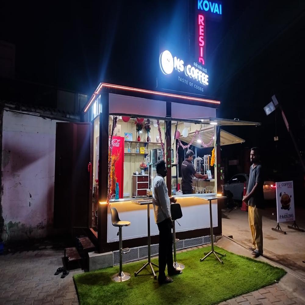 Container Kiosk Shop - Open Style: Inward/ Outward