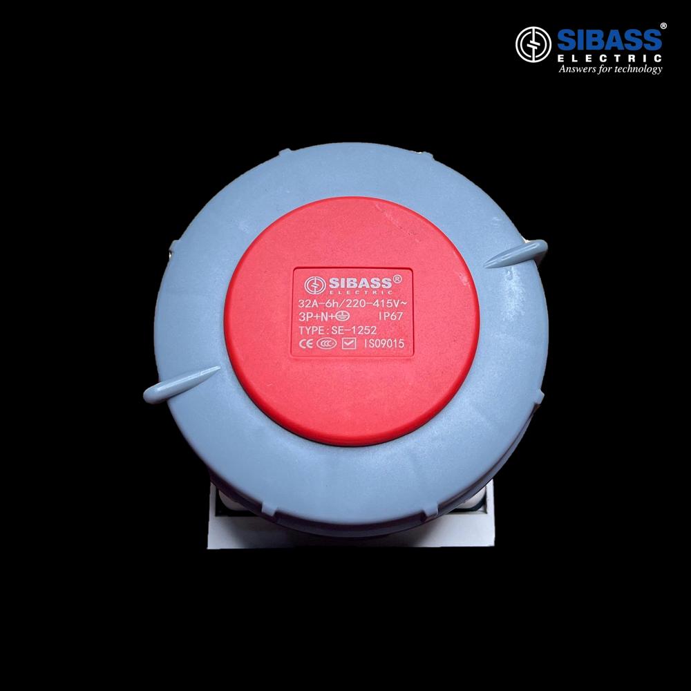 IP67 32A 5PIN BOX SOCKET SE-S1252