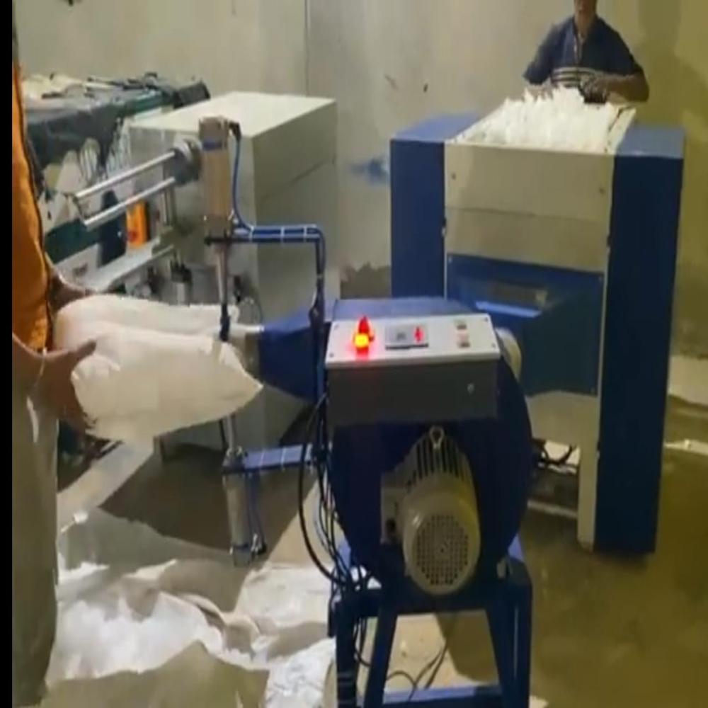 Compact Automatic Cushion Filling Machine 