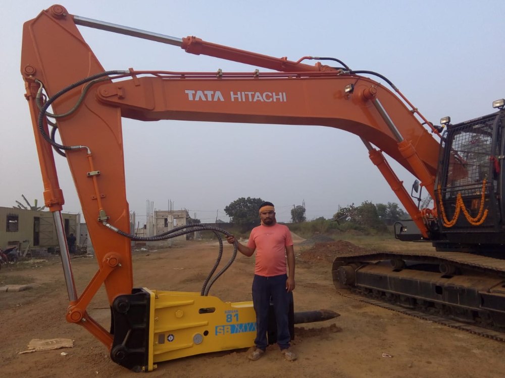 Soosan Hydraulic Rock Breaker - SB 81