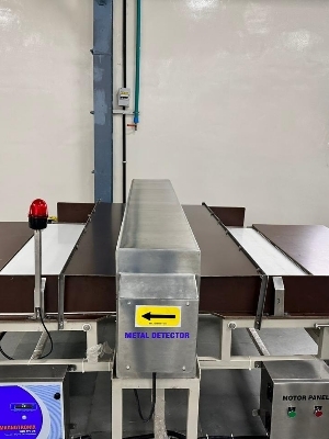 Needle Detector Machine