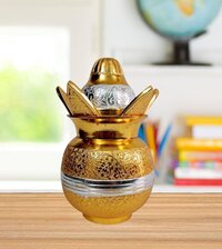 Brass Kalash - Material: Metal