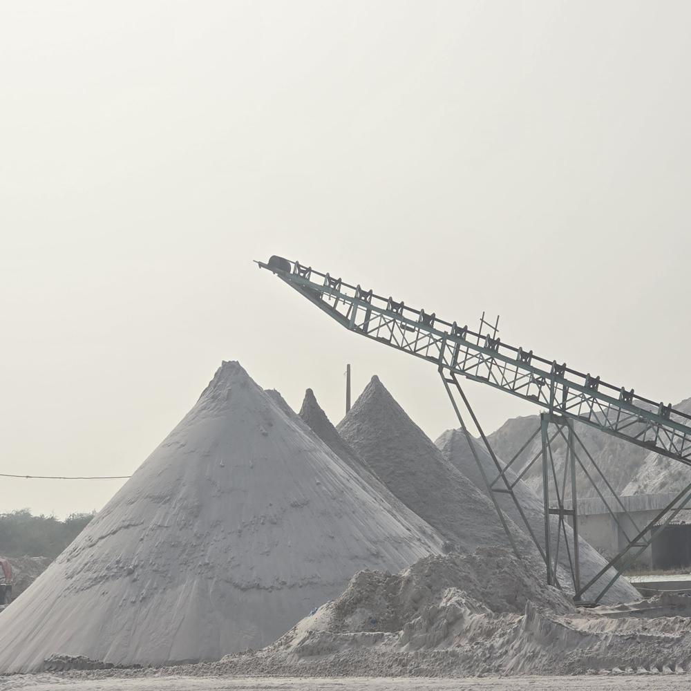 Silica Sand construction grade 16 mesh