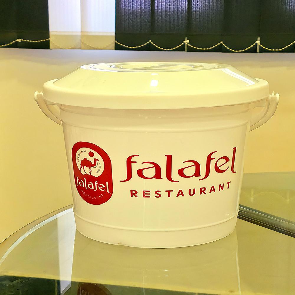 9 litre white bucket