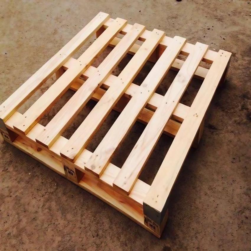 Two Way Wooden Pallet
