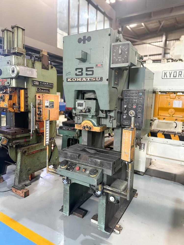 1697 KOMATSU  C FRAME SINGLE CRANK PRESS