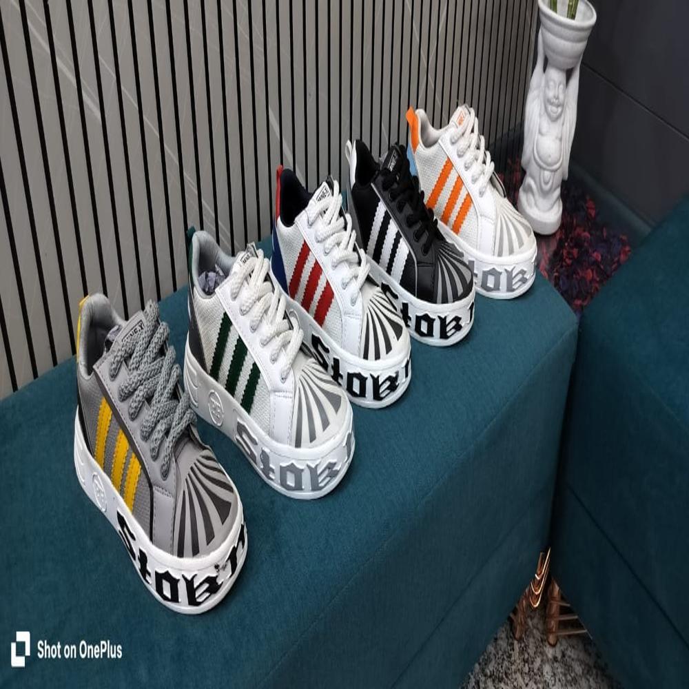 SPORTS SHOES 