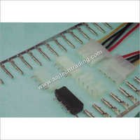 मल्टीपल पिन्स वायर टू वायर कनेक्टर
