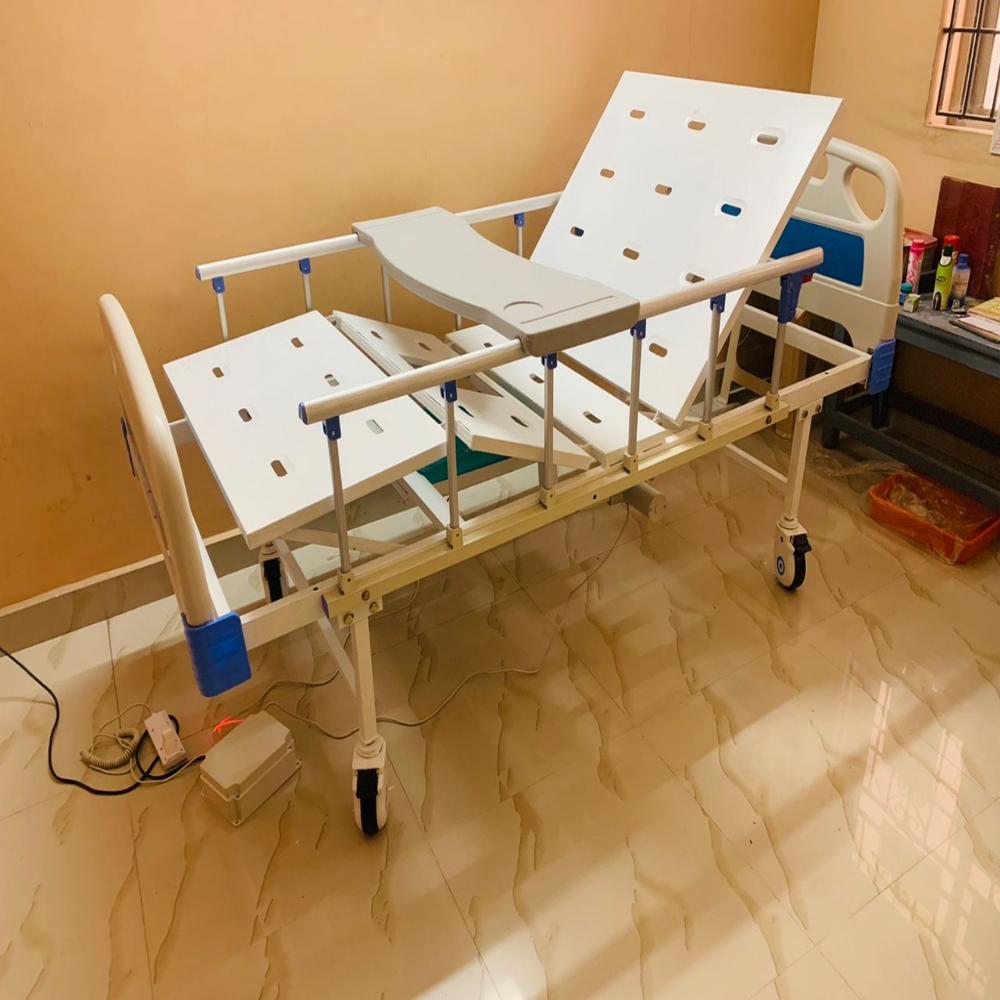2 Function Electric Commode cot