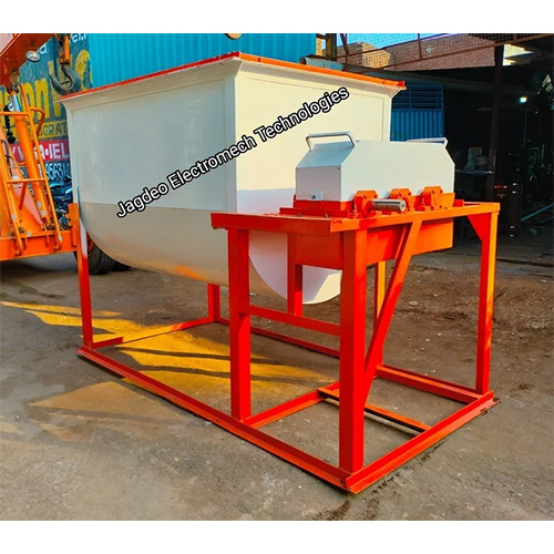 Attle And Poultry Feed Mixer Machine - Automation Grade: Automatic
