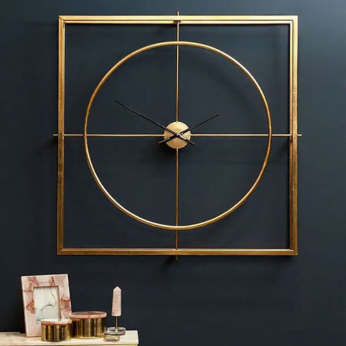 Gold Finish Wall Clock - Battery Life: 1 Years