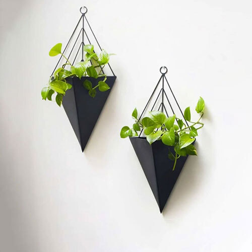 Iron Hanging Planter