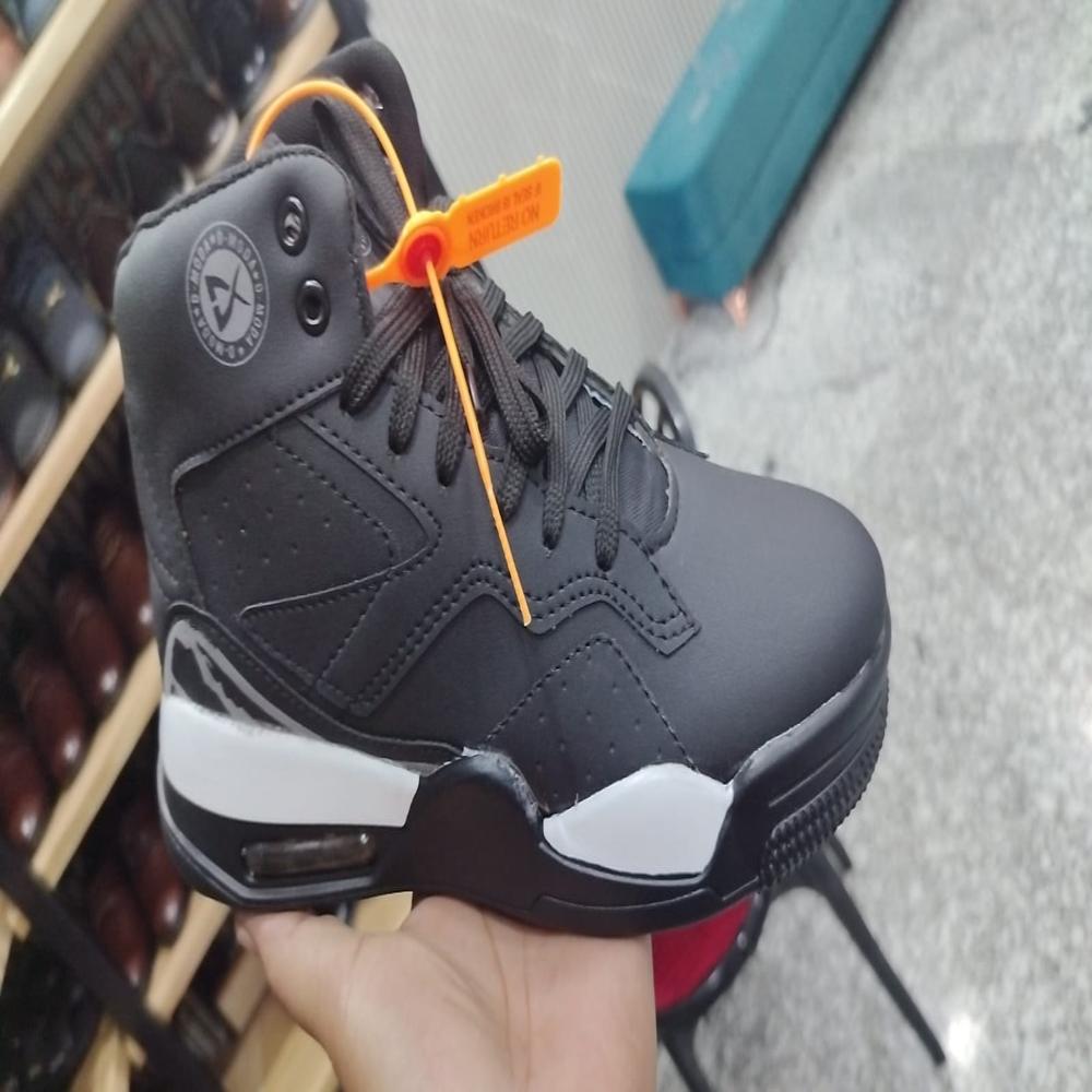 SNEAKER SHOES 