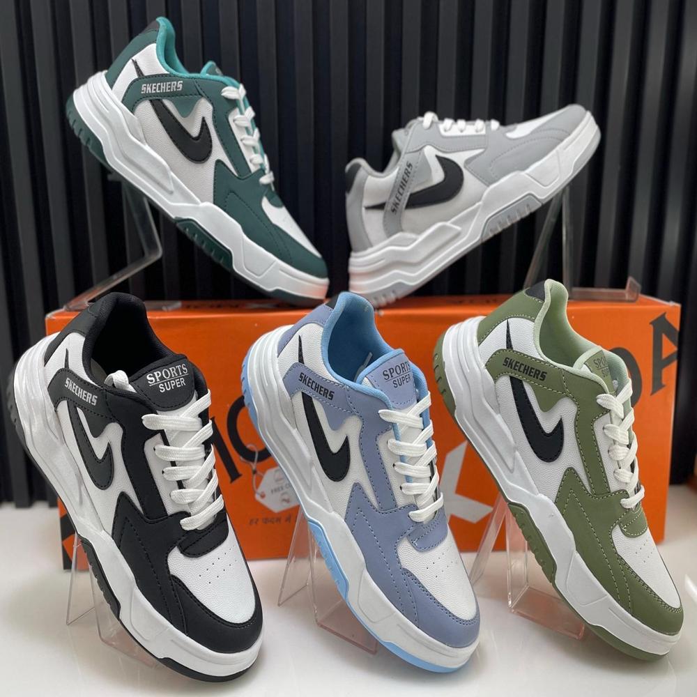 SPORTS SHOES 