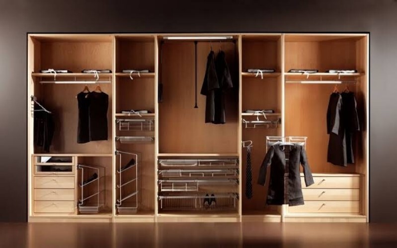 Modular Wpc Wardrobe - Color: As Per Cust. Choice