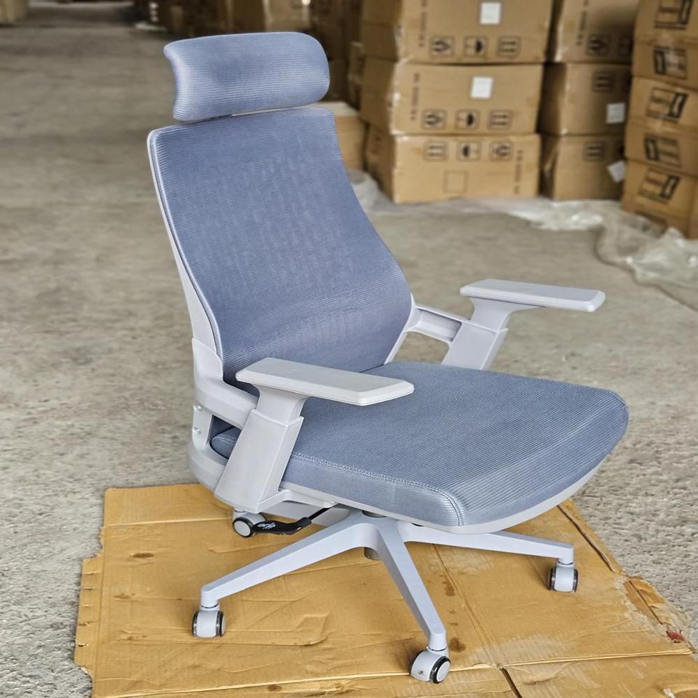 Ergonomic Office Boss Chair