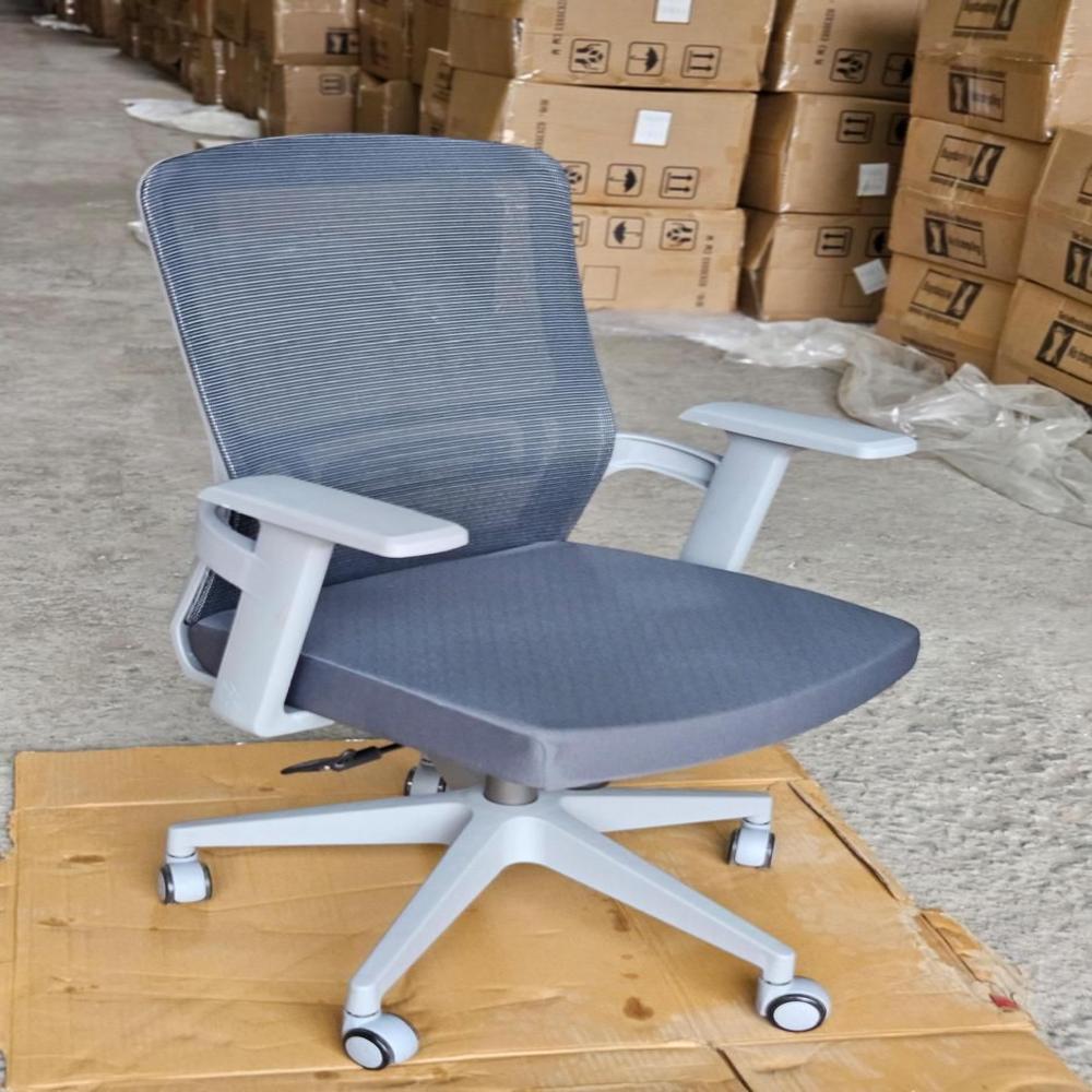 Ergonomic Office Boss Chair
