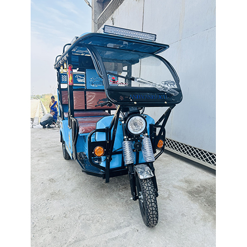 Ashvashakti Queen Plus E Rickshaw - Features: Easy To Use