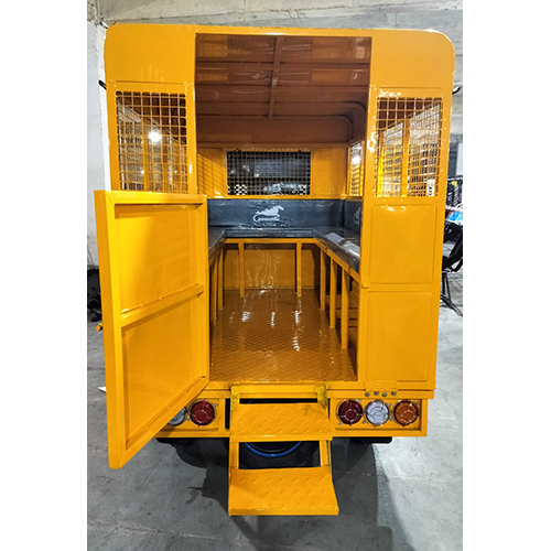 Ashvashakti E School Van