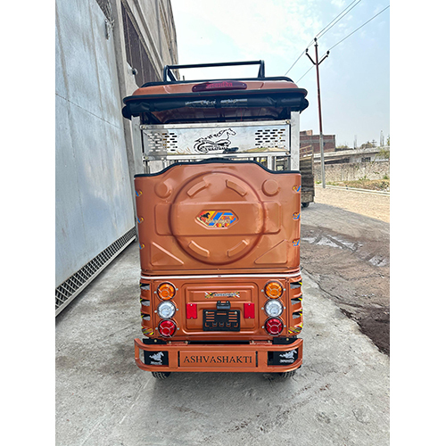 Ashvashakti King Plus E Rickshaw - Features: Easy To Use