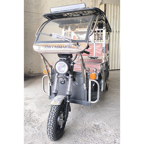 Ashvashakti Black Croma E Rickshaw