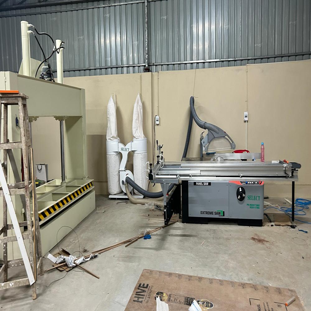 Heavy duty panel saw Machine