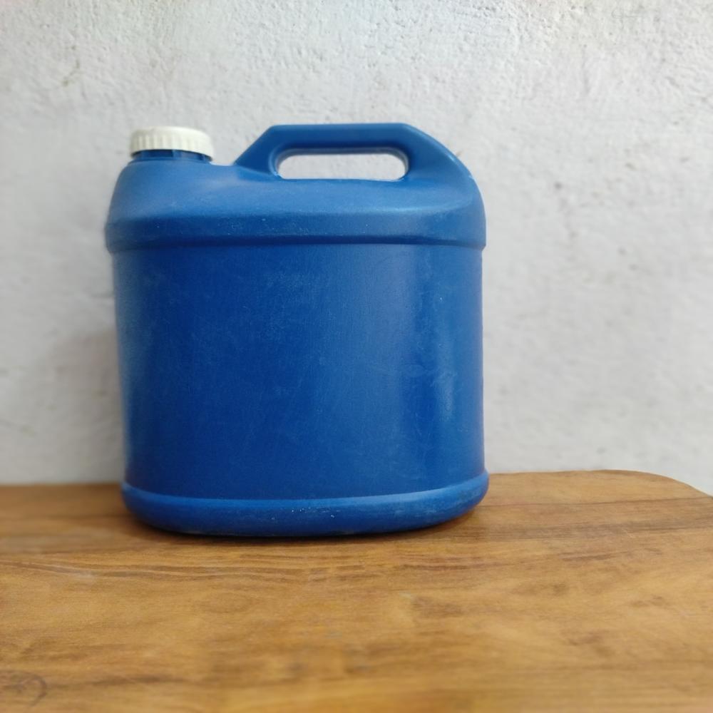 Water Based Anti Larva Malaria Oil