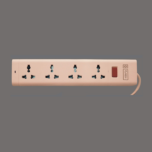 4 Plus 1 Raddo Short Wire Power Strip