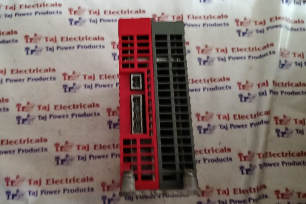 LUST SC32.0040.1011.0000.0 SERVO DRIVE