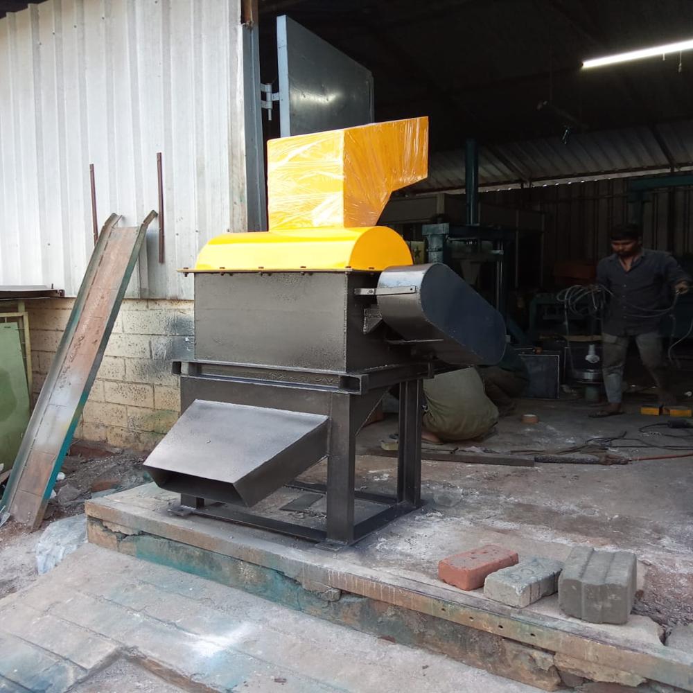 Brick Crusher Machine
