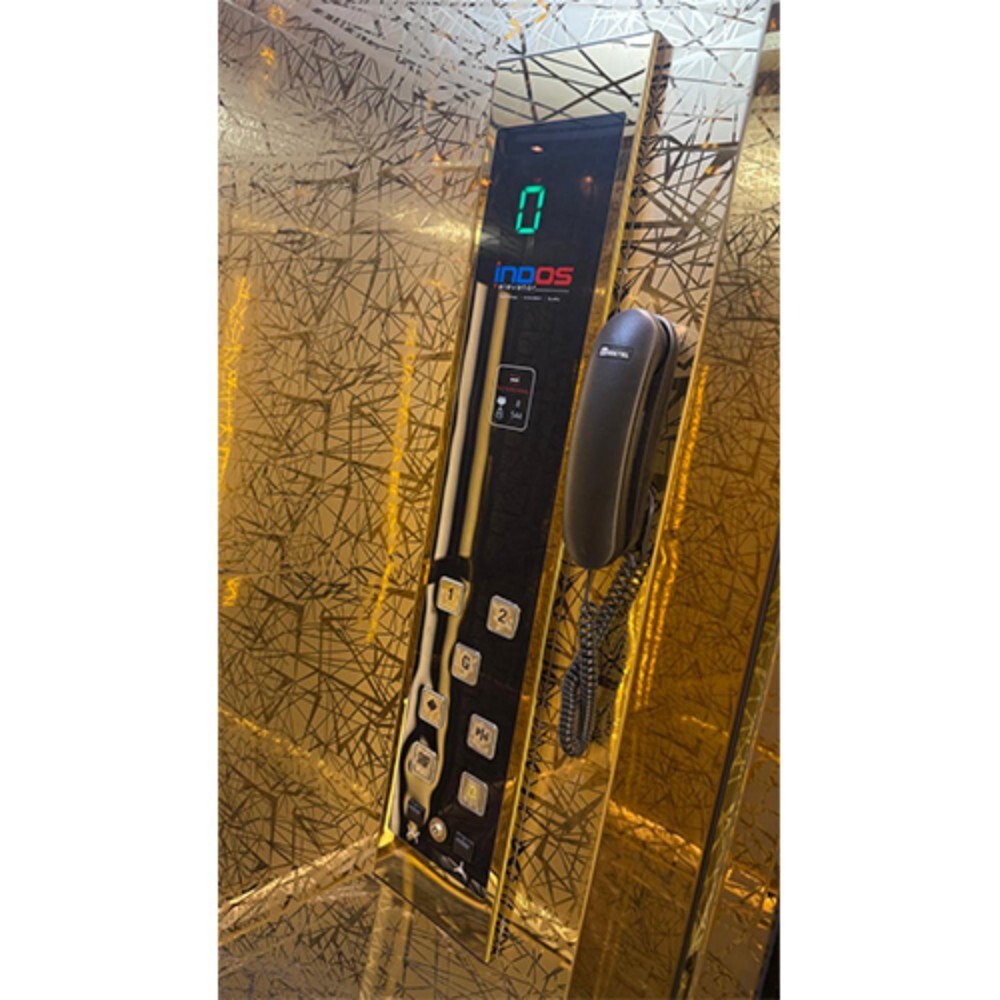 Ss Golden Design Elevator Cabin - Height: 2100 Mm A 2400 Mm Millimeter (Mm)