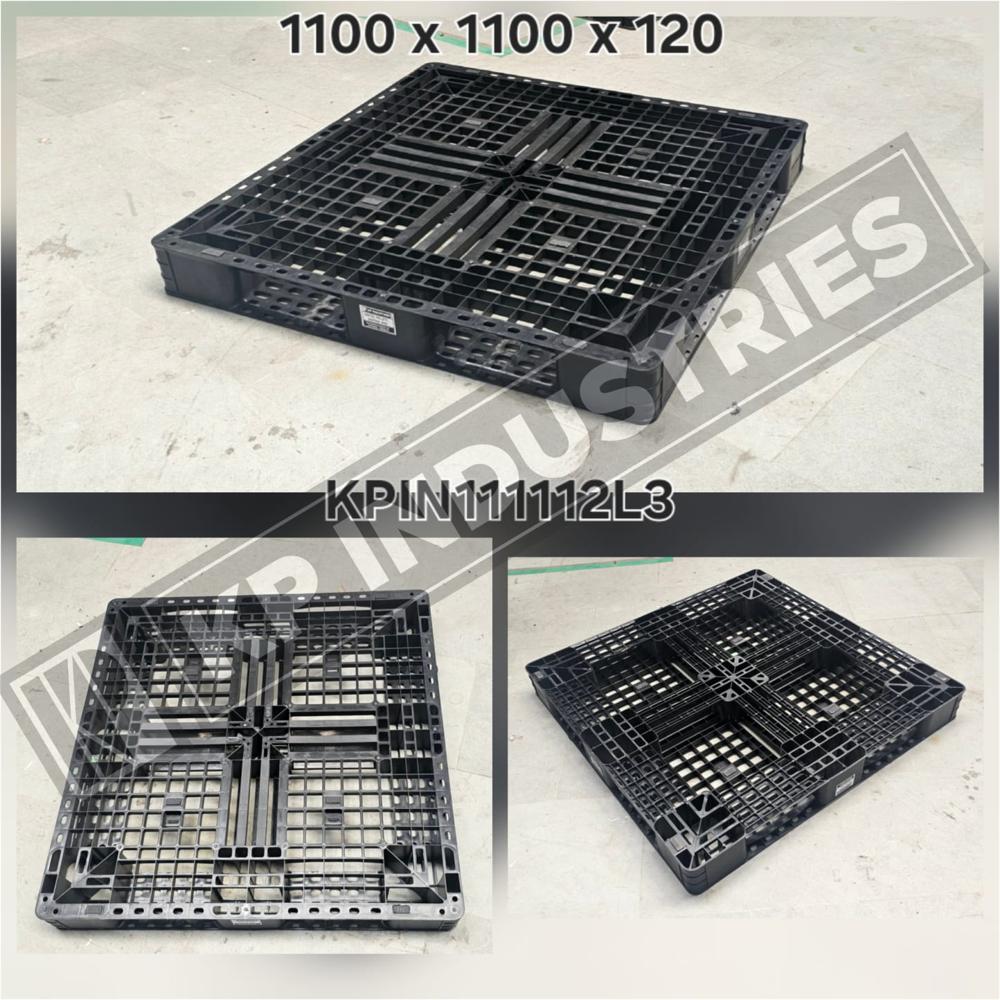 plastic pallet