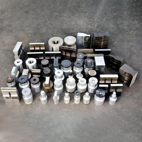 Ultrasonic Horns And Fixtures