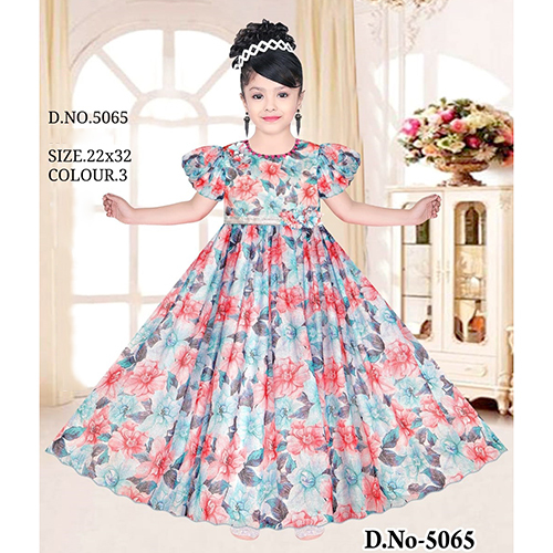 5065 22x32 Flower Printed Baby Frock