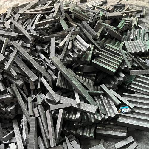 Artificial Graphite Scrap - Density: 1.8 Gram Per Cubic Centimeter(G/Cm3)