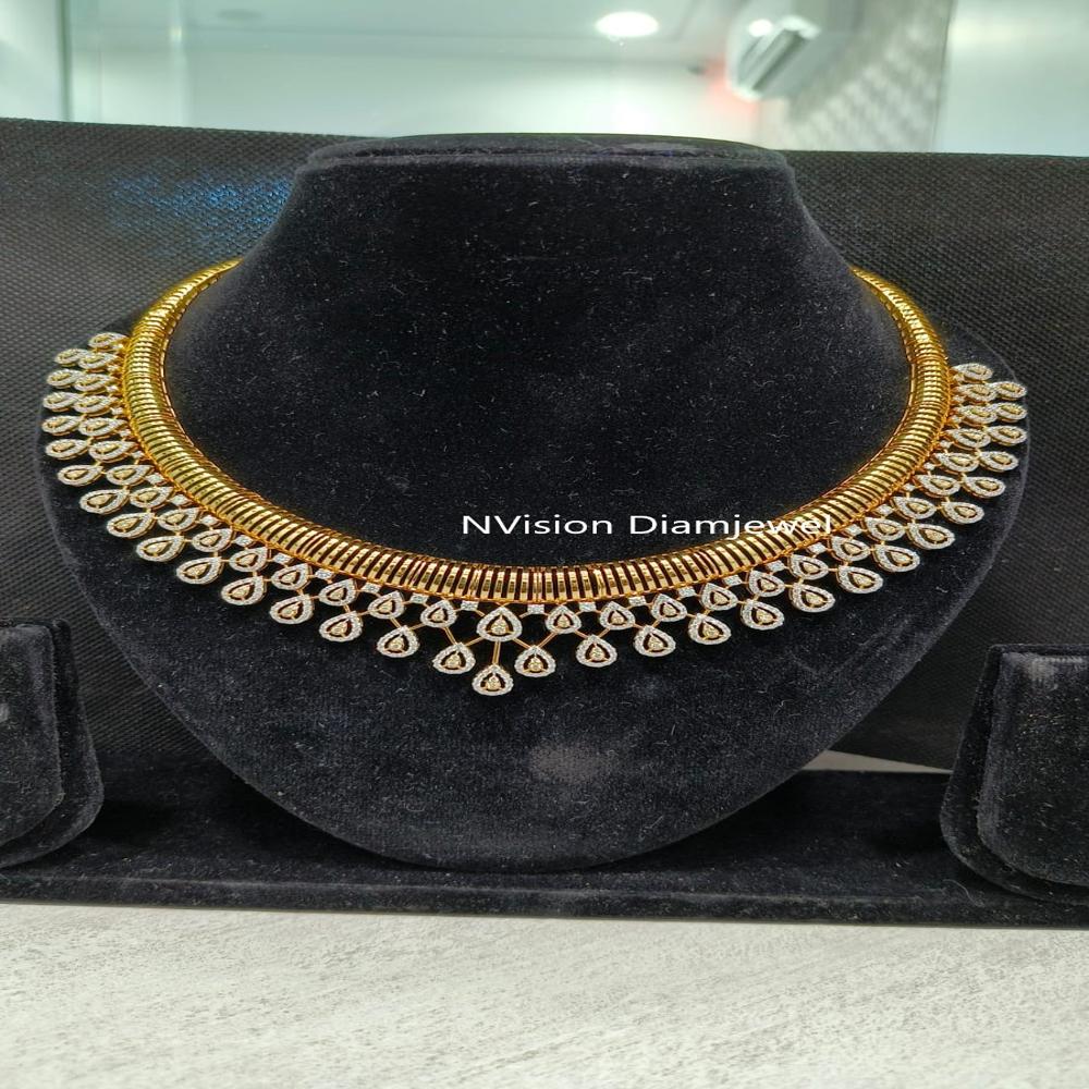 Exquisite Royal Gold Droplet Natural Diamond Necklace