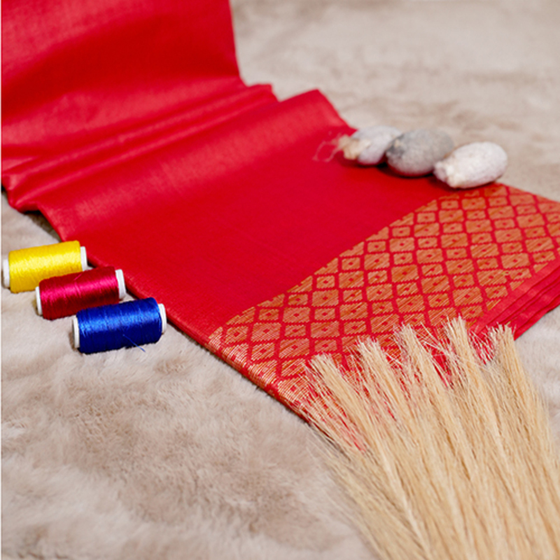 Red Catchy Silk Saree - Occasion: Casual