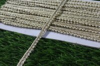 Moti,, Border Lace