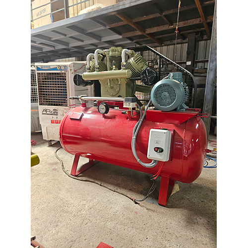 10 Hp Reciprocating Type Compressor - Color: Red