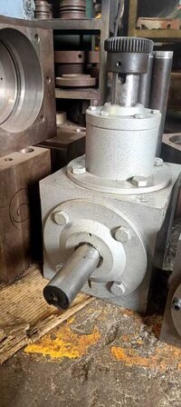 Bevel Gear Box