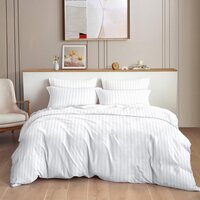 Hotel Stripe Bedsheet