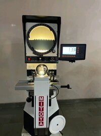 Vertical Profile Projector