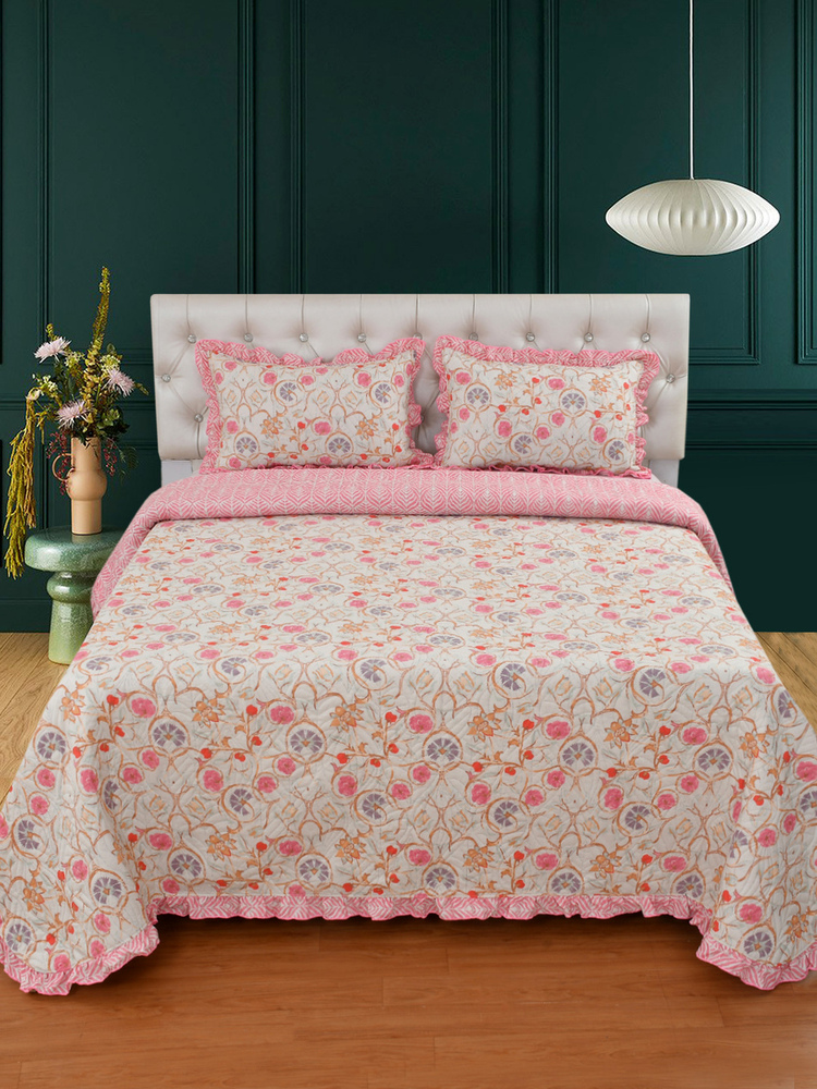 Bed Cover - Color: Multicolor
