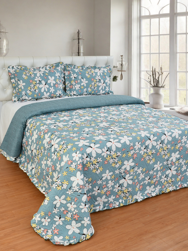 Bed Cover - Color: Multicolor