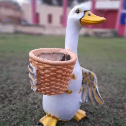 Basket Duck