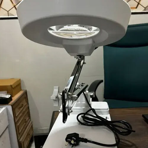 Table Top Magnify Lamp