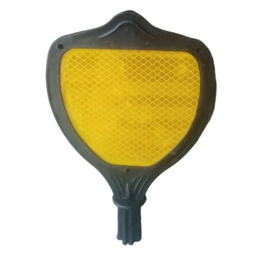 Road Median Marker - Color: Black And Yellow
