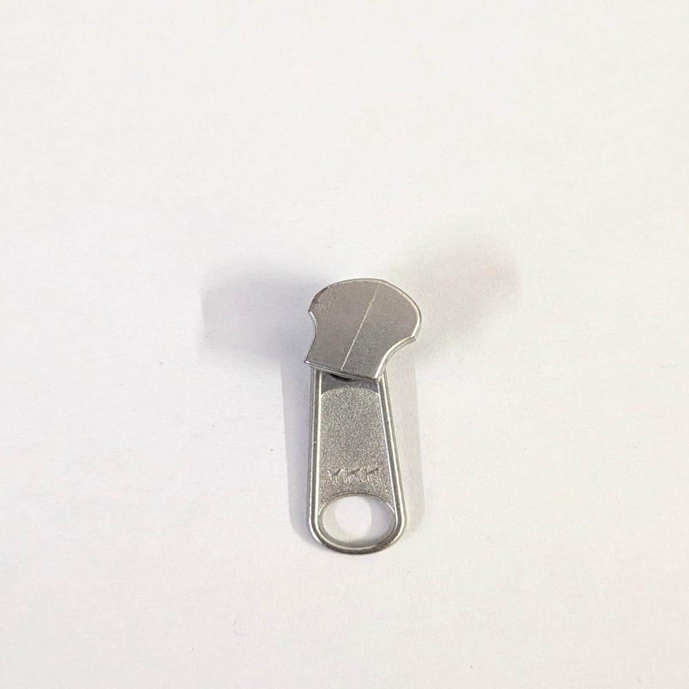 Ykk 03y Dfl C5 Metal Zipper Slider - Color: Silver