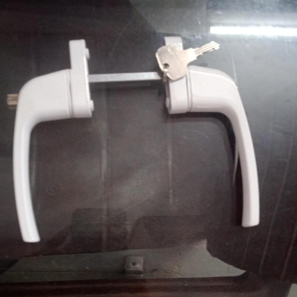 one side key one side knob casement handle